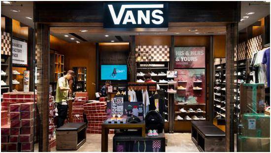 范斯（Vans）门店资料图（图源：CNN）