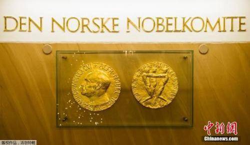 两届诺贝尔文学奖同时揭晓！一起回顾历届获奖者