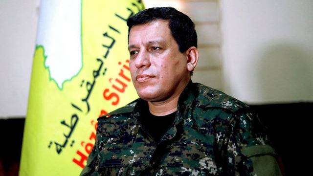 叙利亚民主阵线（SDF）武装力量总司令马祖鲁姆阿布迪图源：AMN通讯社