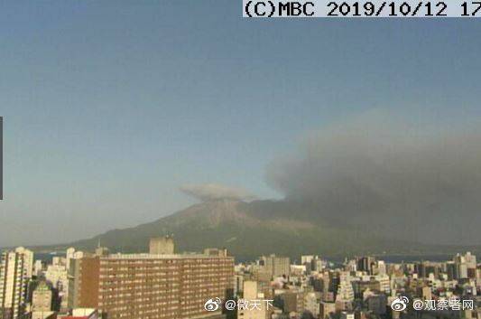 台风+地震 日本鹿儿岛县樱岛的火山又喷了