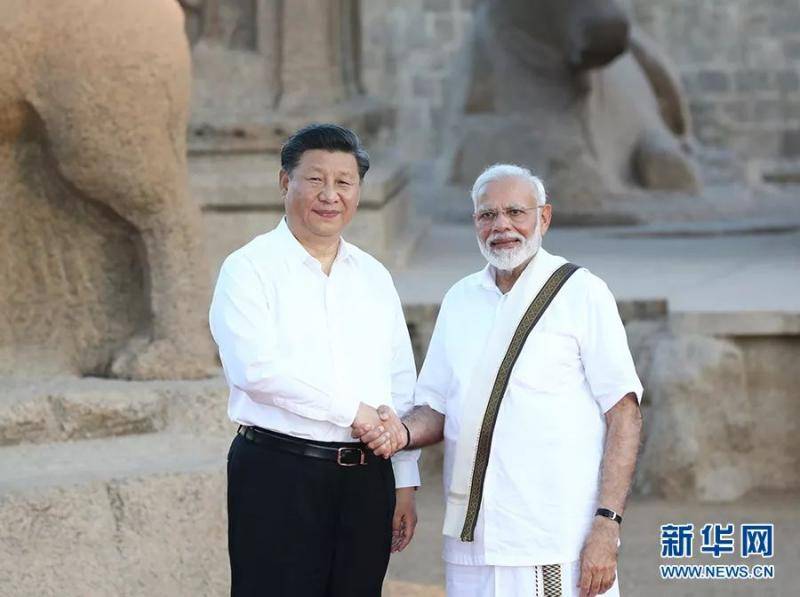 10月11日，国家主席习近平在金奈会见印度总理莫迪。新华社记者鞠鹏摄