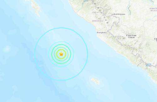 印尼西南部海域发生5.9级地震震源深度10公里