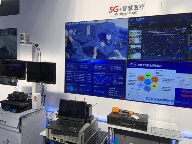 “5G+4K”直播 互联网之光现场围观“做”手术