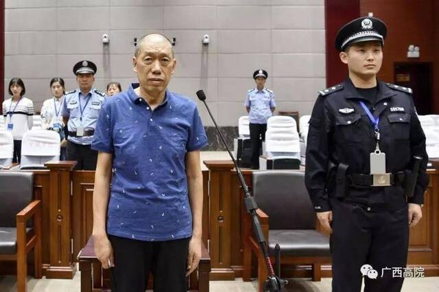 公安部边防管理局后勤部原副部长李世贵获刑7年