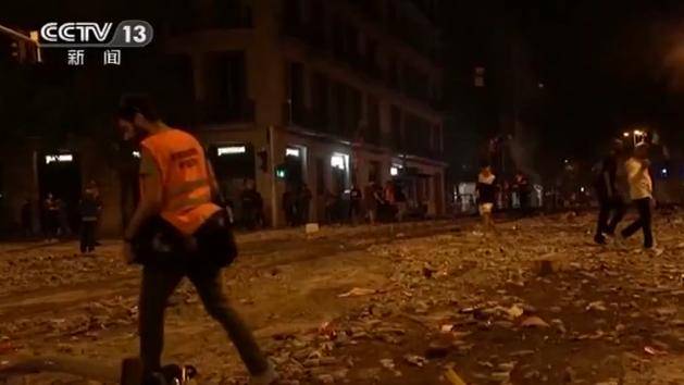 西班牙加泰罗尼亚抗议乱局 目击者：真的非常可怕
