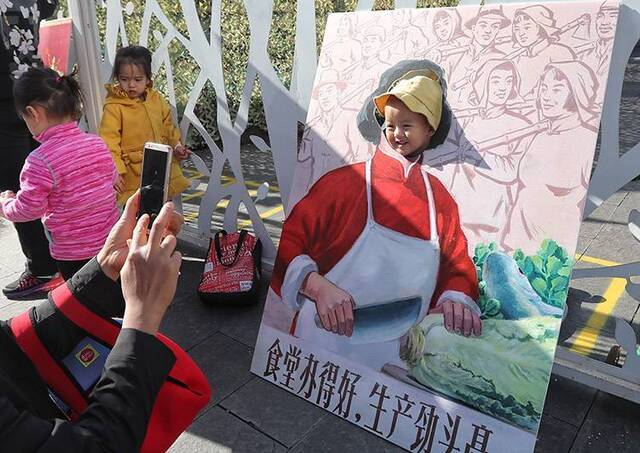 游戏忆童年香北社区邻里节居民回忆满满