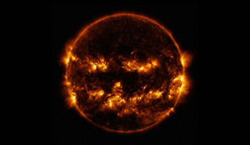 太阳“燃烧”照图自CNN