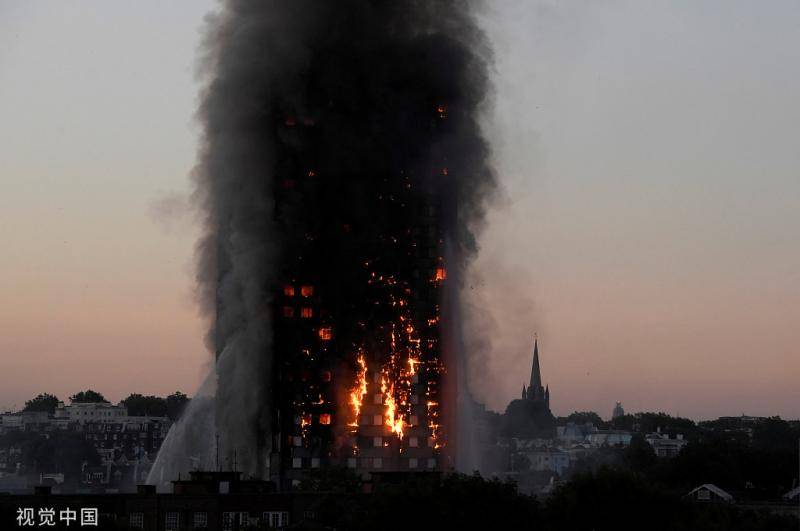 英国格伦费尔高层公寓致71死火灾初步调查报告出炉