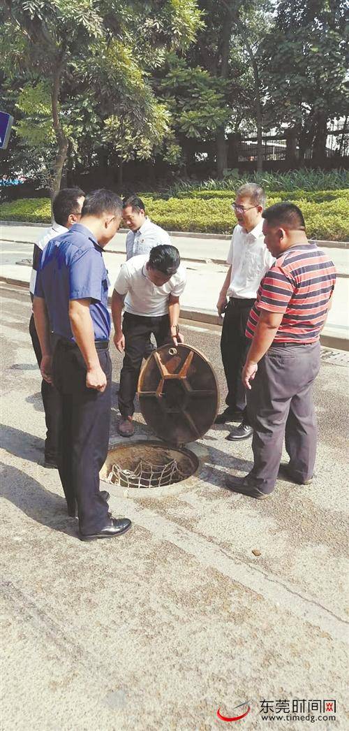 东莞市铁腕查处三起向河涌偷排污水案件