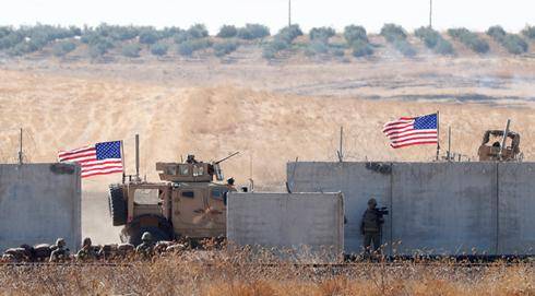 叙土边境的美军车队。图源：路透社