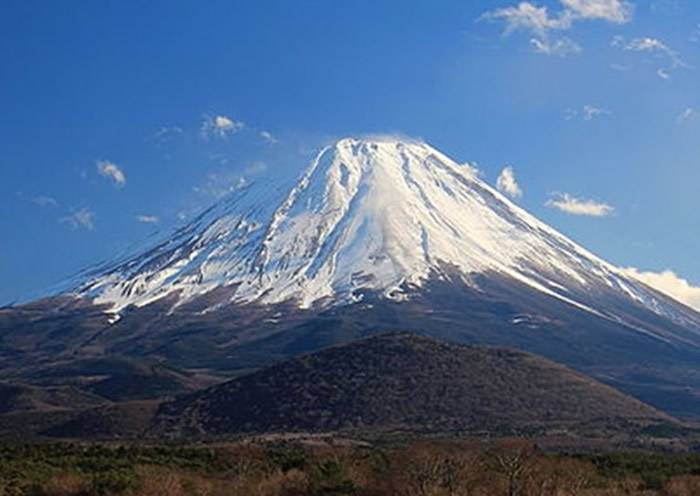 日本男子直播攀登富士山时失足滑落搜救队伍发现遗体