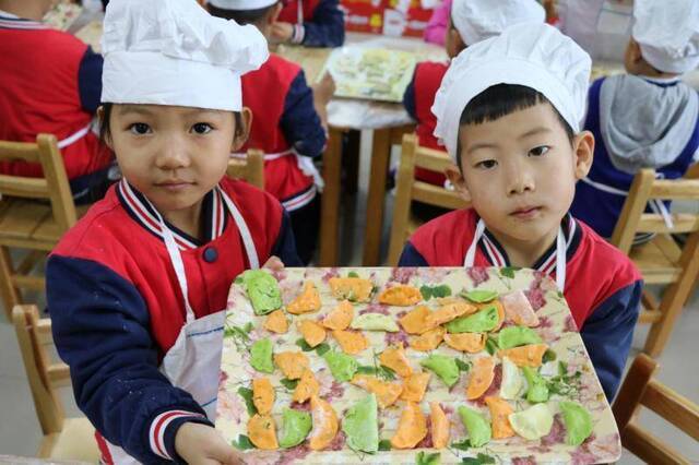 拜师包彩饺 京郊多学校巧借“立冬”开展传统文化教育