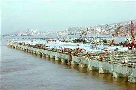 上海的港口为什么要建在浙江
