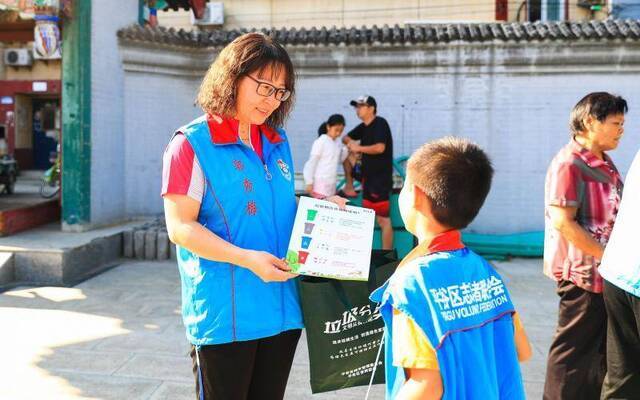 这位五星级志愿者 4090小时走遍了平谷的山山水水