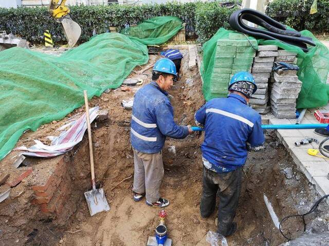 换水管、置换自备井 回天地区又有3万人用上市政自来水