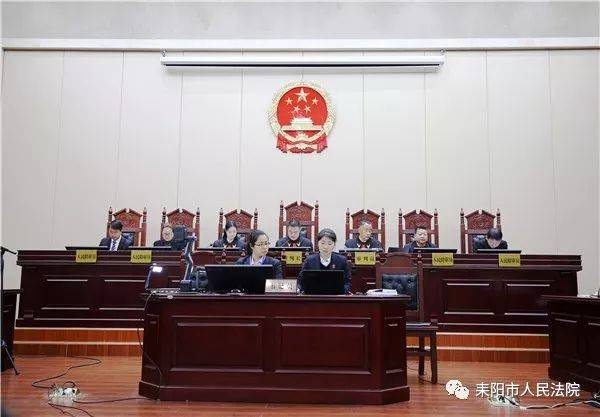 59名被告人特大涉恶案公审：以暴力传销手段敛财