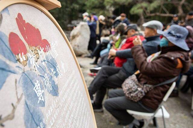 紫竹院里唱红歌颂竹子精神“紫竹傲雪”音乐会举行