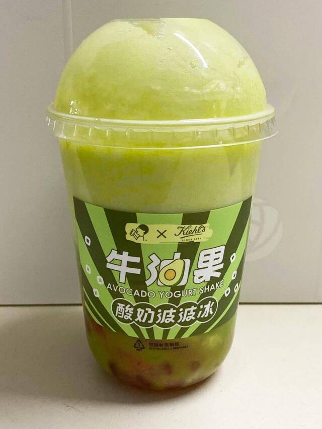 三大网红茶饮接连出联名款，终极“黑暗料理”是谁│测评