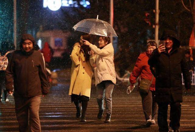 北京初雪，如约而至 组图