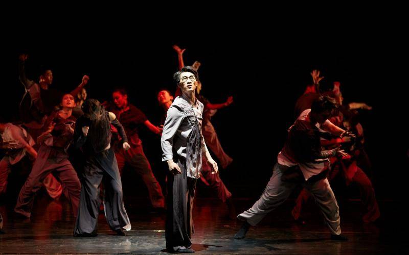 北京舞蹈学院原创舞蹈诗《那些故事》首演