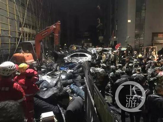 ▲浙江海宁市发生污水厌氧罐倒塌事故。图源于网络