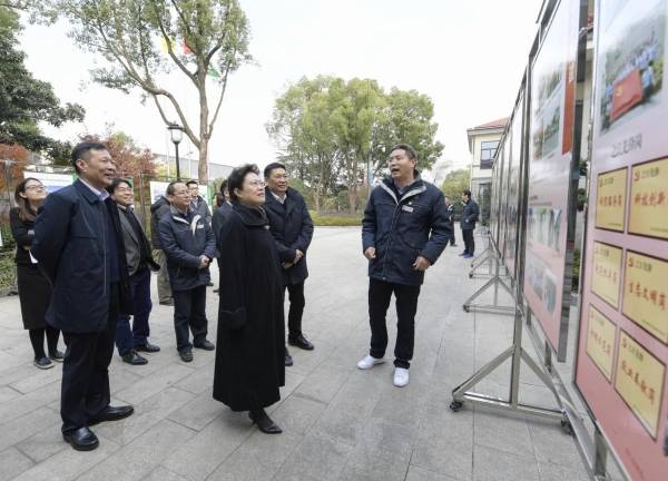 国家粮食和物资储备局副局长梁彦莅临直属库视察指导