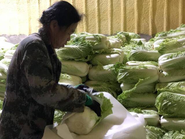 “大雪”过后 城里餐桌离不开这些来自乡村地窖的美味