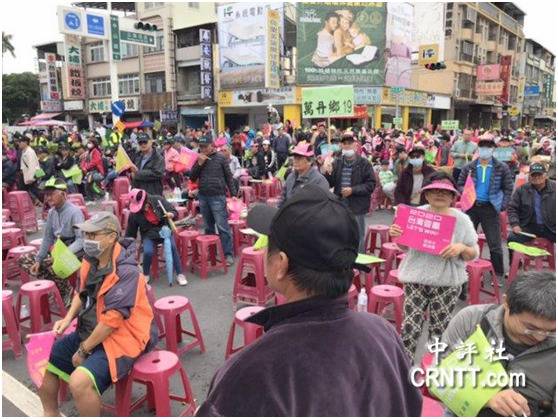 港媒：蔡英文屏东造势 上台10分钟就有民众先走了