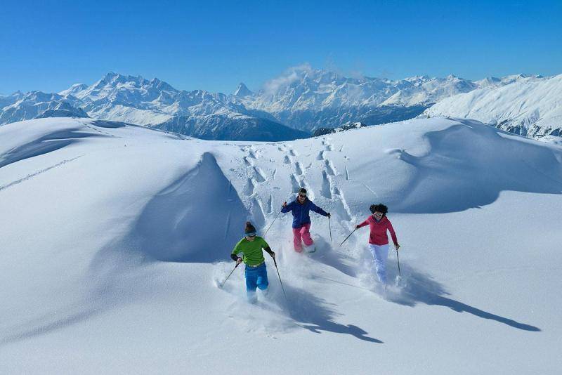 漫步、健行、乘雪橇……除了滑雪瑞士还有这些玩法