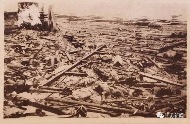 侵华日军士兵相册中发现的南京大屠杀照片