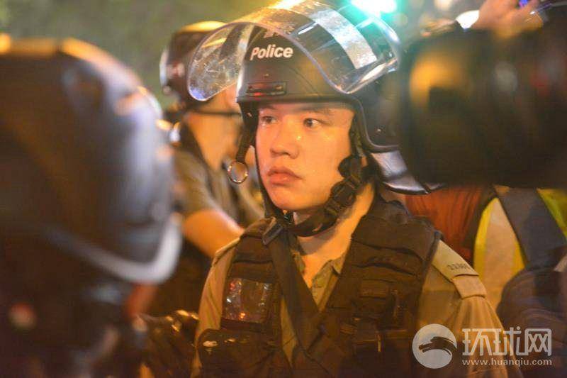 香港反对派阻挠港警加薪被网民回怼：日日搞事