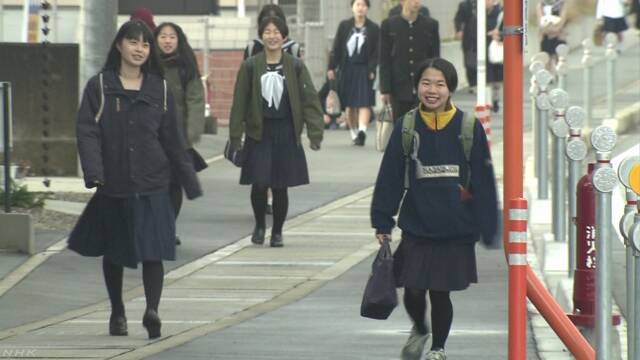 日本一高中允许穿黑色裤袜 女生曾大冷天光腿上学