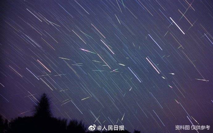 每小时百颗流星“绽放” 今晚一起看双子座流星雨