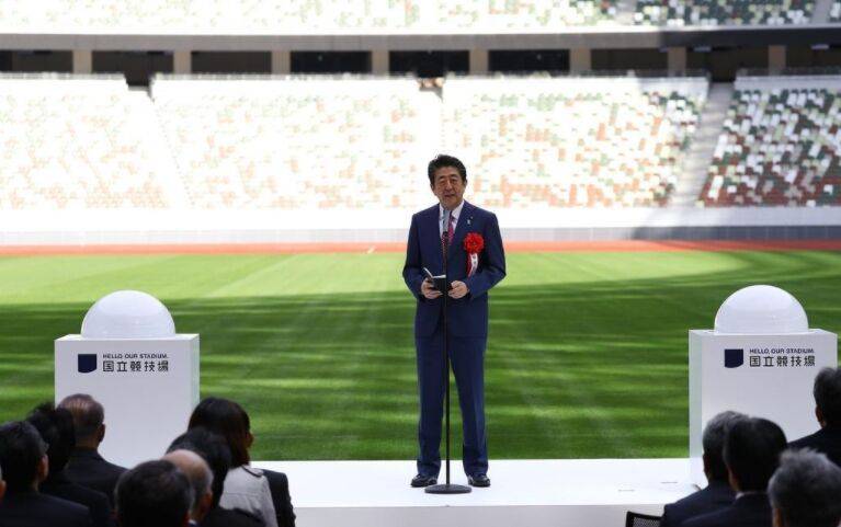 安倍出席奥运主会场竣工仪式:向世界展现日本力量