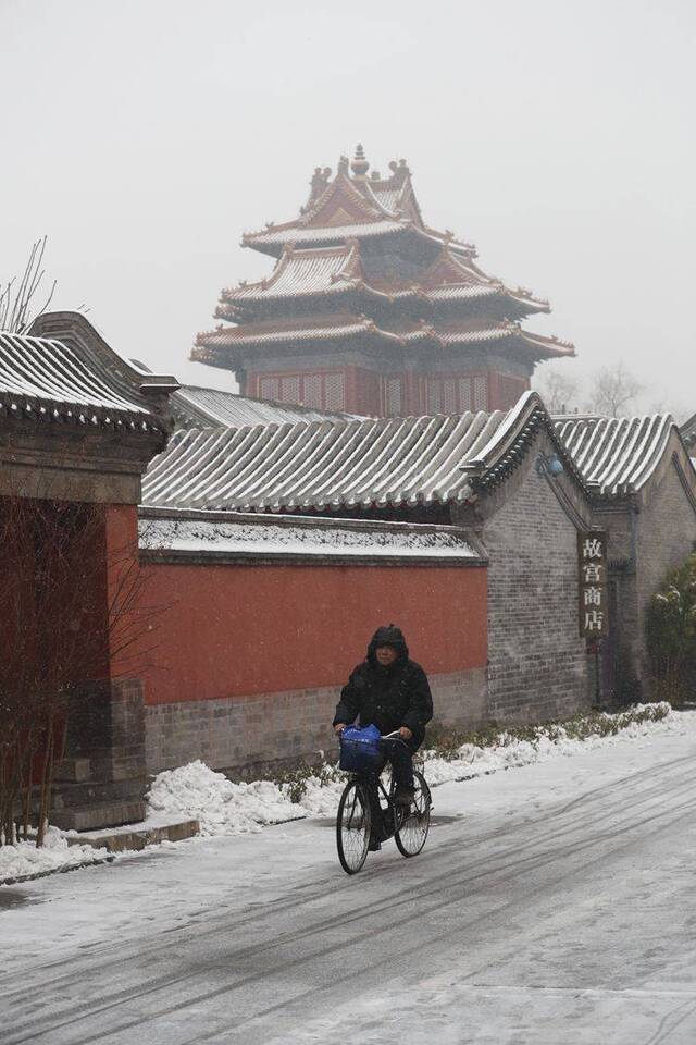 第二场雪  镜头（七）故宫闭馆 大雪“敲门”