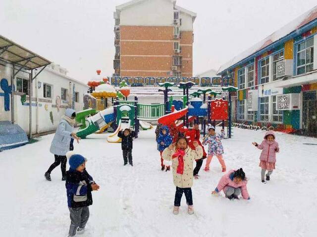 扎堆景区赏雪？来京郊农村和娃娃们一起打雪仗堆雪人吧