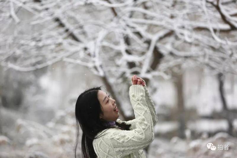 第二场雪｜朋友圈雪景图斗不过？拿走不谢！