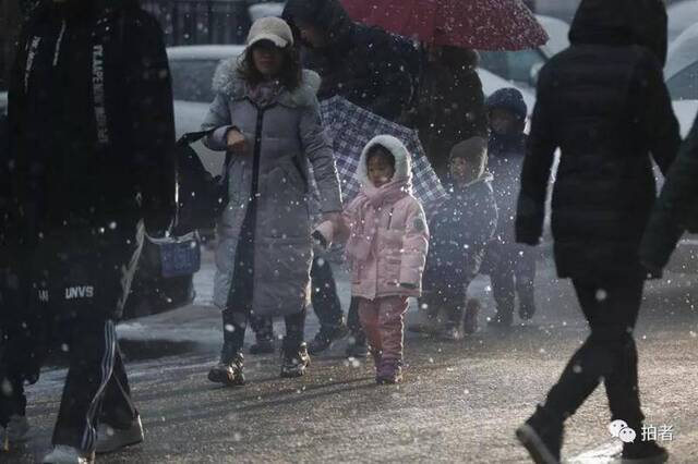 第二场雪｜朋友圈雪景图斗不过？拿走不谢！