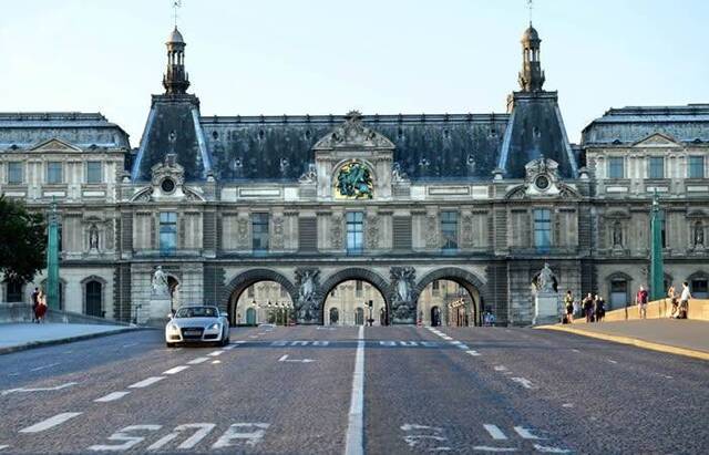 巴黎罗浮宫