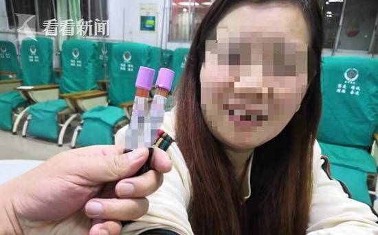 女司机醉驾被查狂喝水 一顿