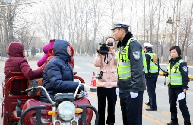 山西临猗交警：持续推进“五大曝光行动” 牢筑冬季道路交通安全防线