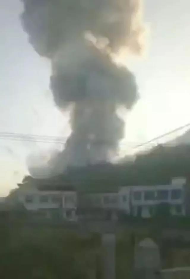  12月4日，湖南浏阳一烟花厂发生爆炸。图：央视新闻客户端
