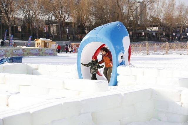 史上最大规模，北京市属公园今冬冰雪游园会开幕