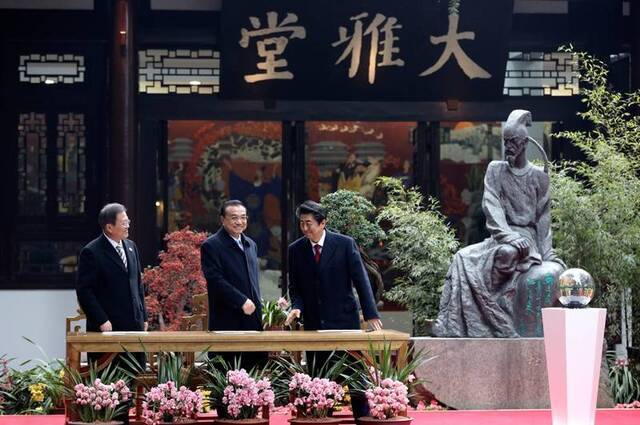 出席中日韩会议前 安倍还派人去了趟印度