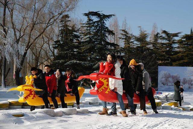 玉渊潭冰雪季开幕迎新年 冰场近十年首次开放