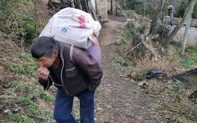 六盘水深山里 最后的村民为何不肯搬出深山