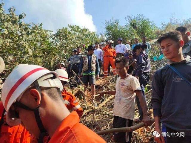 新年伊始缅甸发生重大惨烈交通事故 18人死亡