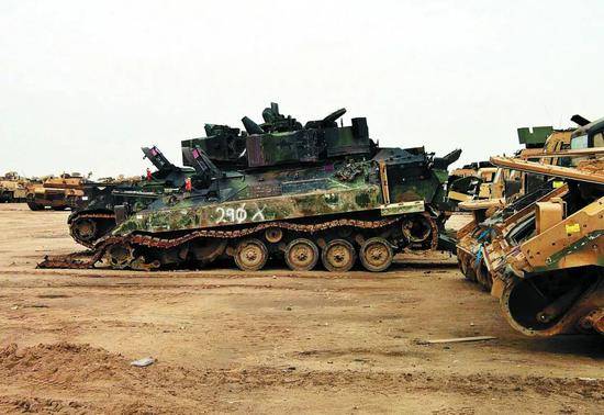 美国损失在伊拉克的装甲武器