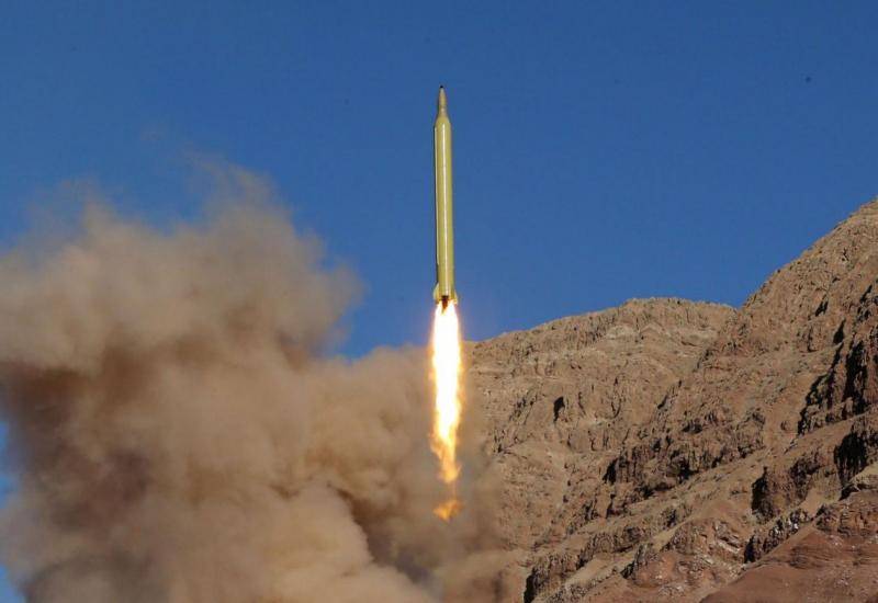 美媒:伊朗导弹部队高度戒备 不确定是否发动进攻