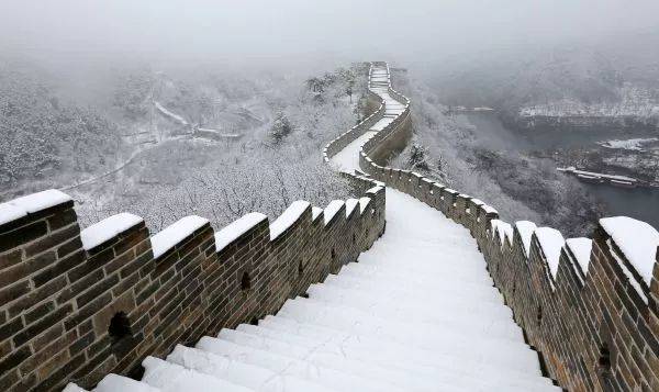 ▲资料图片：长城雪景（新华社）